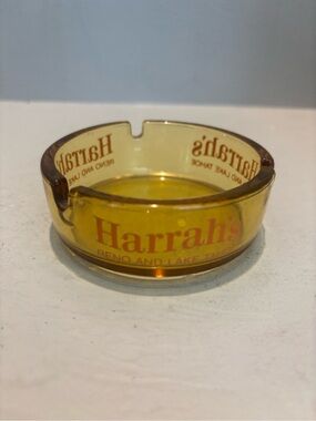 Harrah's Amber Glass Ashtray Reno Lake Tahoe MGM gamble resort smoke bar cave